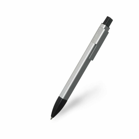 Moleskine_Light_Metal_Click_Ballpen_1