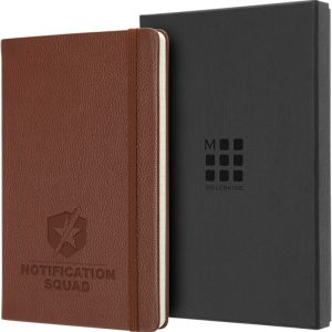 verkenner Vader Reparatie mogelijk Moleskine® notitieboek PREMIUM LEER - Bedrukken met logo (BRUIN)