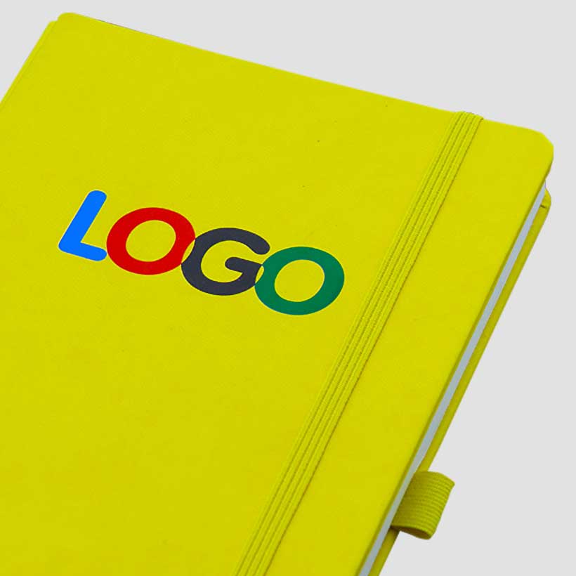 100% Custom notitieboek met logo in zeefdruk op de kaft